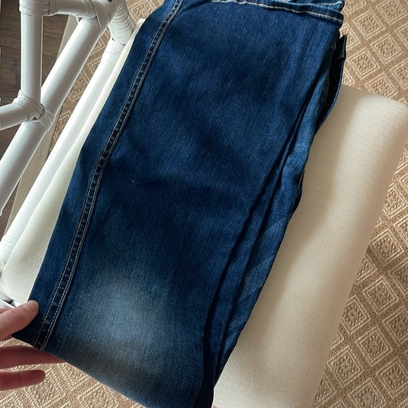 7 For All Mankind Jeans - Picture 15 of 17